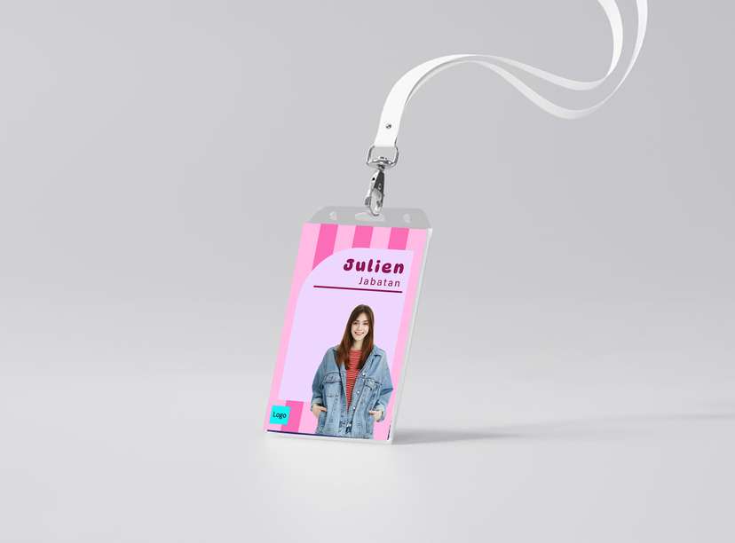 ID Card Pink Ceria Gaya Feminim Desain Manis untuk Event Wanita atau Komunitas Kreatif - Image 1