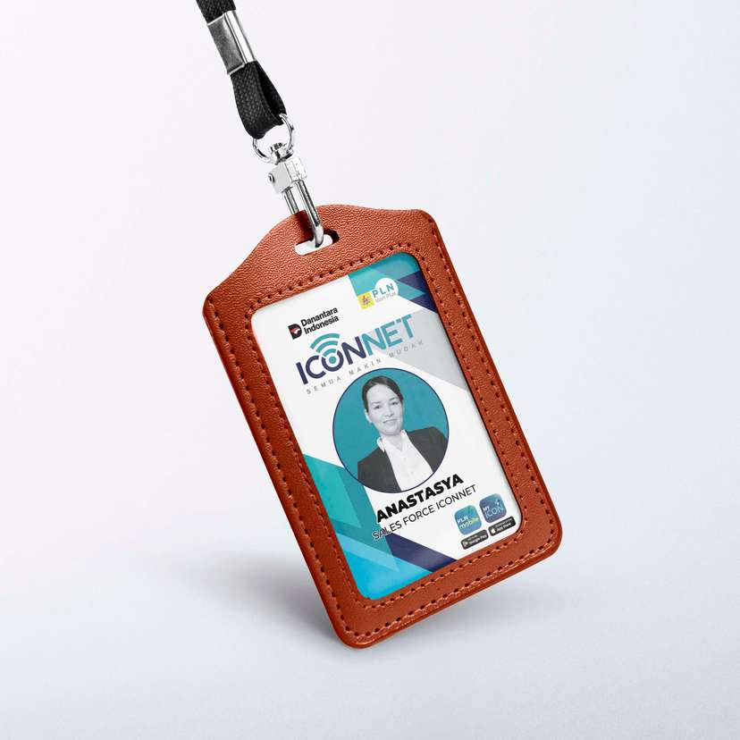 ID Card Perusahaan Latar Putih Dan Hiasan Hijau Muda - Image 1