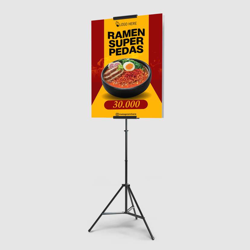 Foamboard Promo Makanan Ramen Pedas Dengan Warna Kuning Merah - Image 1