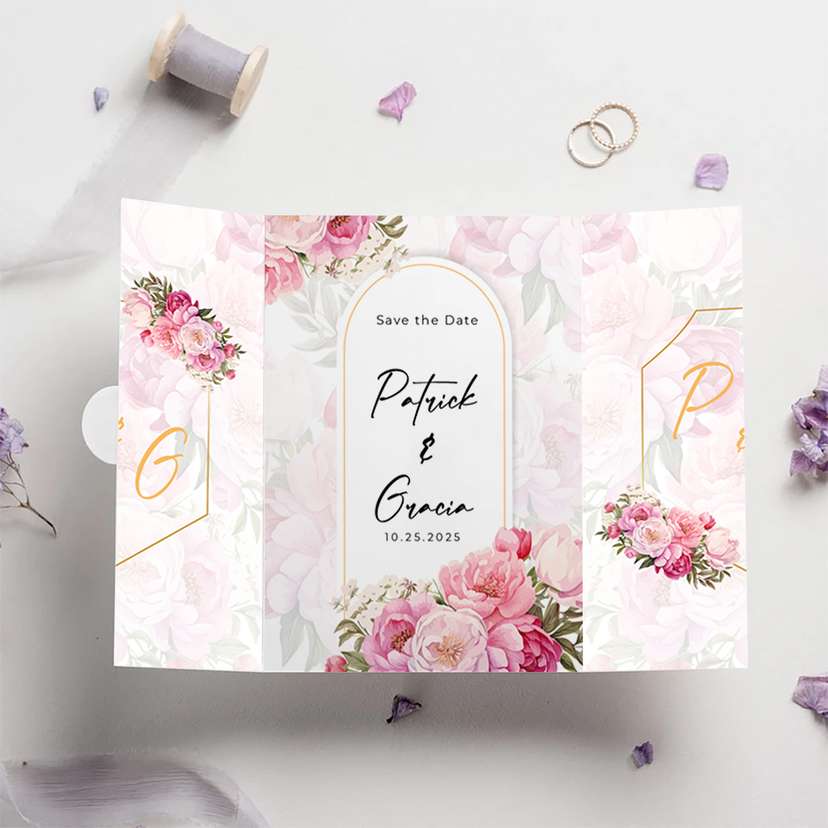 Undangan Pernikahan Trifold Desain Floral Elegan Bernuansa Romantis - Image 1