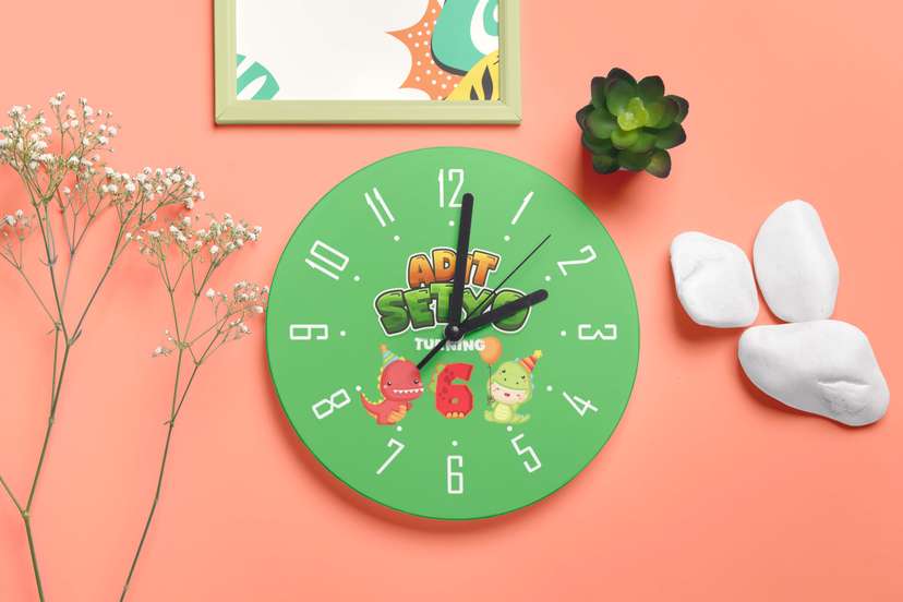 Jam Dinding Dinosaurus - Image 1