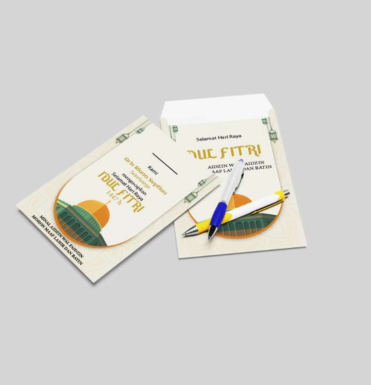 amplop Kartu Ucapan Idul Fitri Nuansa Putih dan Masjid Dome: Simbol Kesucian dan Damai Lebaran - Image 1