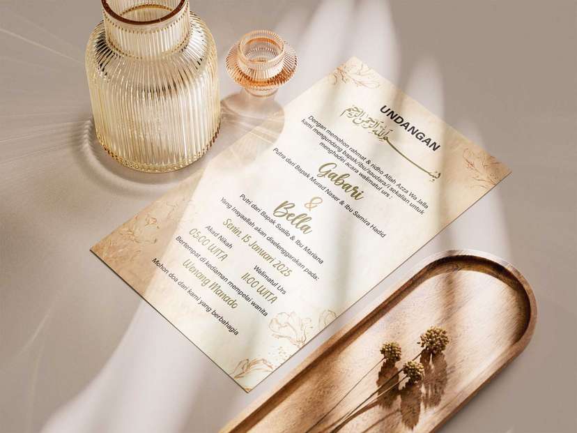 Undangan Wedding Gold Elegan Berbunga - Image 2