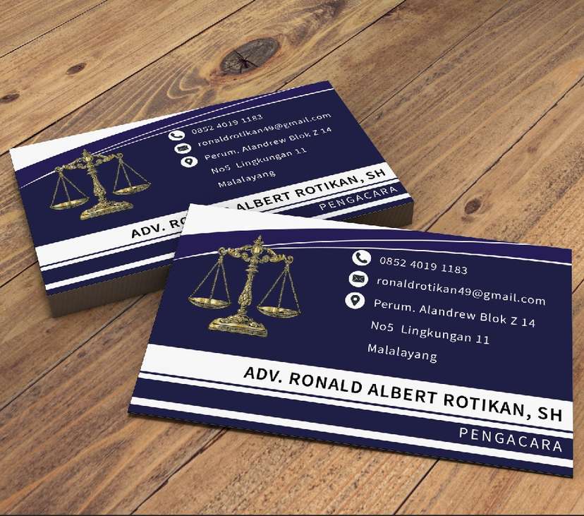 Kartu Nama Profesional Biru Tua putih - Image 1