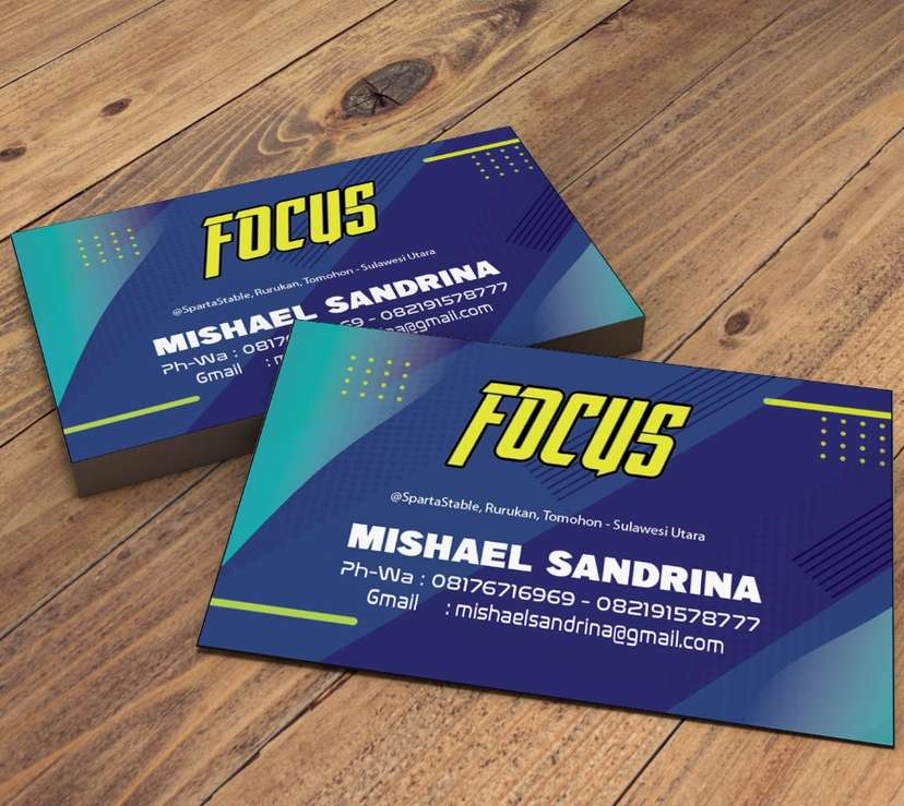 Kartu Nama desaian warna Biru Gelap Modern - Image 1