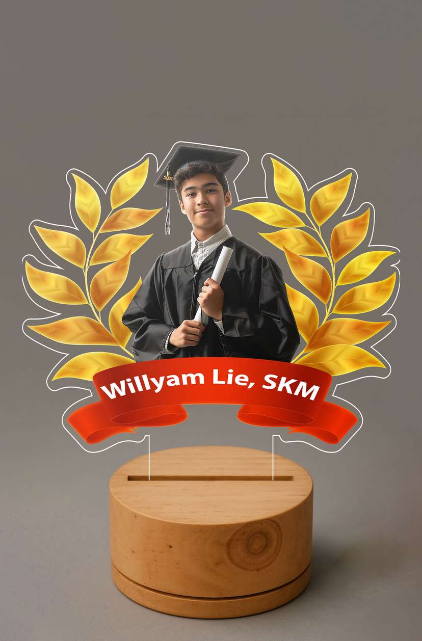 Dream LED Wisuda Pria Custom dengan Foto dan Nama Tema Mahkota Daun Emas - Image 1