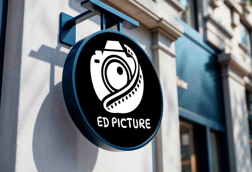 Neon Box Logo Kamera dan Film Roll Kreatif - Image 1