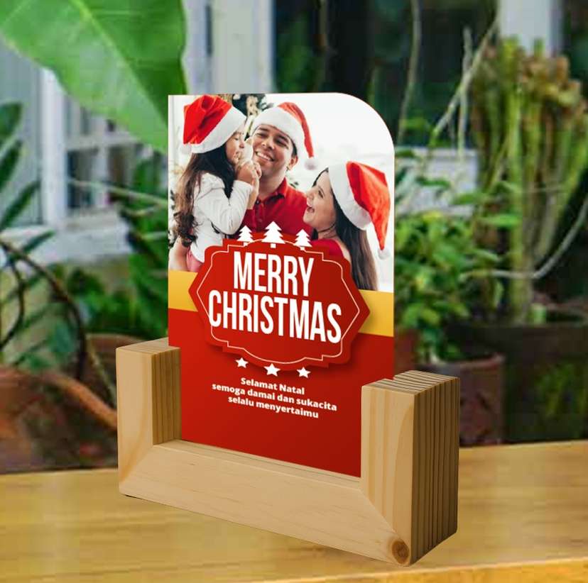 Dream LED Merry Christmas dengan Foto Keluarga dan Nuansa Merah Natal - Image 1