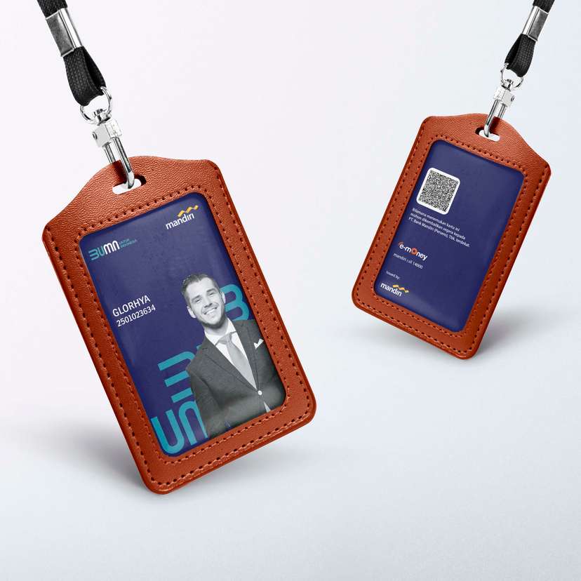 ID Card Perusahaan Biru Tua Dengan Foto Besar - Image 1