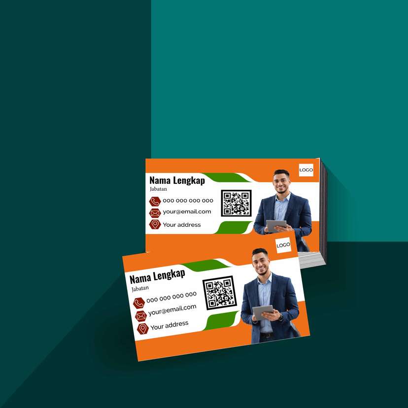 Kartu Nama Unik dengan Warna Oranye Cerah dan Aksen Hijau yang Menarik Perhatian Serta Memberi Kesan Energik - Image 1