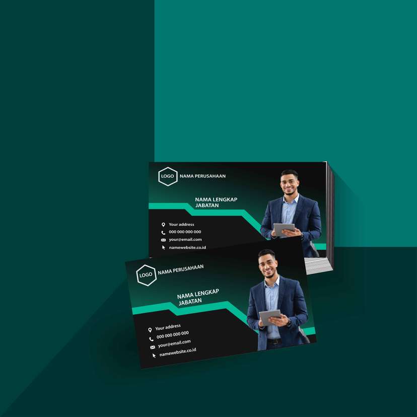 Kartu Nama Profesional Bernuansa Hitam Metalik dengan Aksen Garis Hijau Emerald untuk Kesan Modern - Image 1