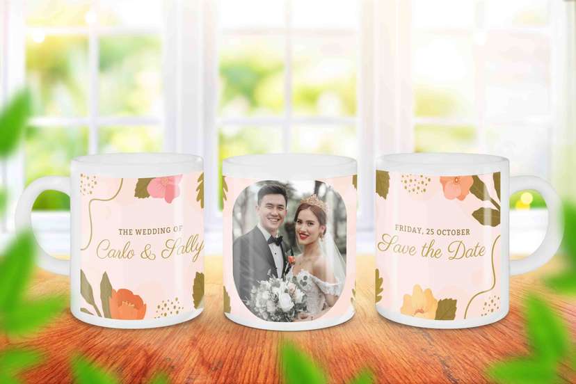 Mug Souvenir Pernikahan Desain Floral Klasik dengan Foto - Image 1