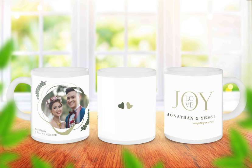Mug Souvenir Pernikahan Desain Minimalis Elegan dengan Sentuhan Cinta - Image 1